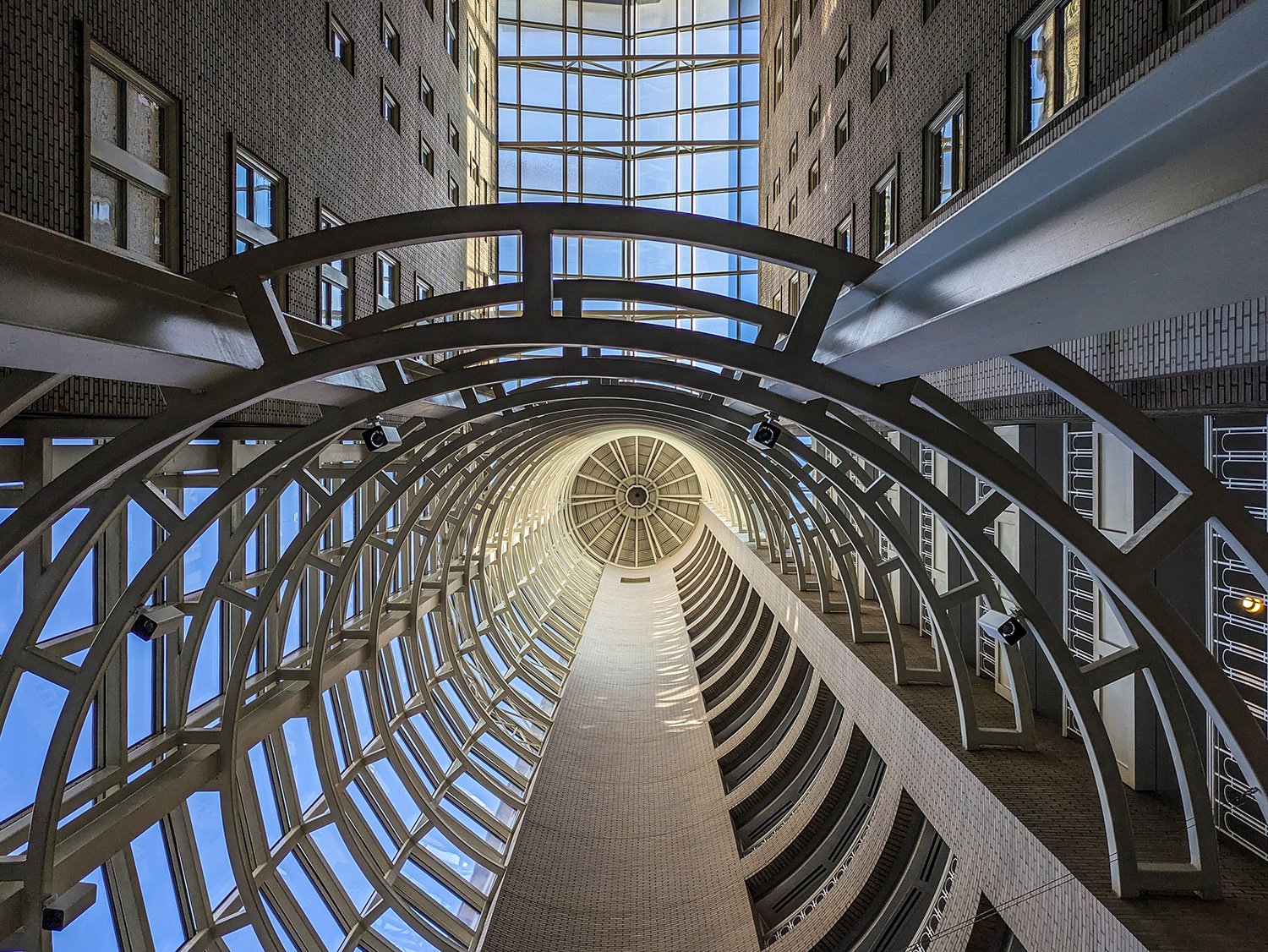 Smallwood Reynolds Stewart Stewart & Associates. Atrium of the Georgian Terrace Hotel Expansion (1991). Atlanta.