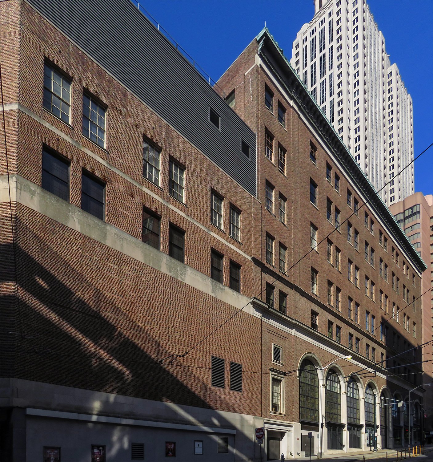 South elevation of the Davison-Paxon-Stokes Department Store