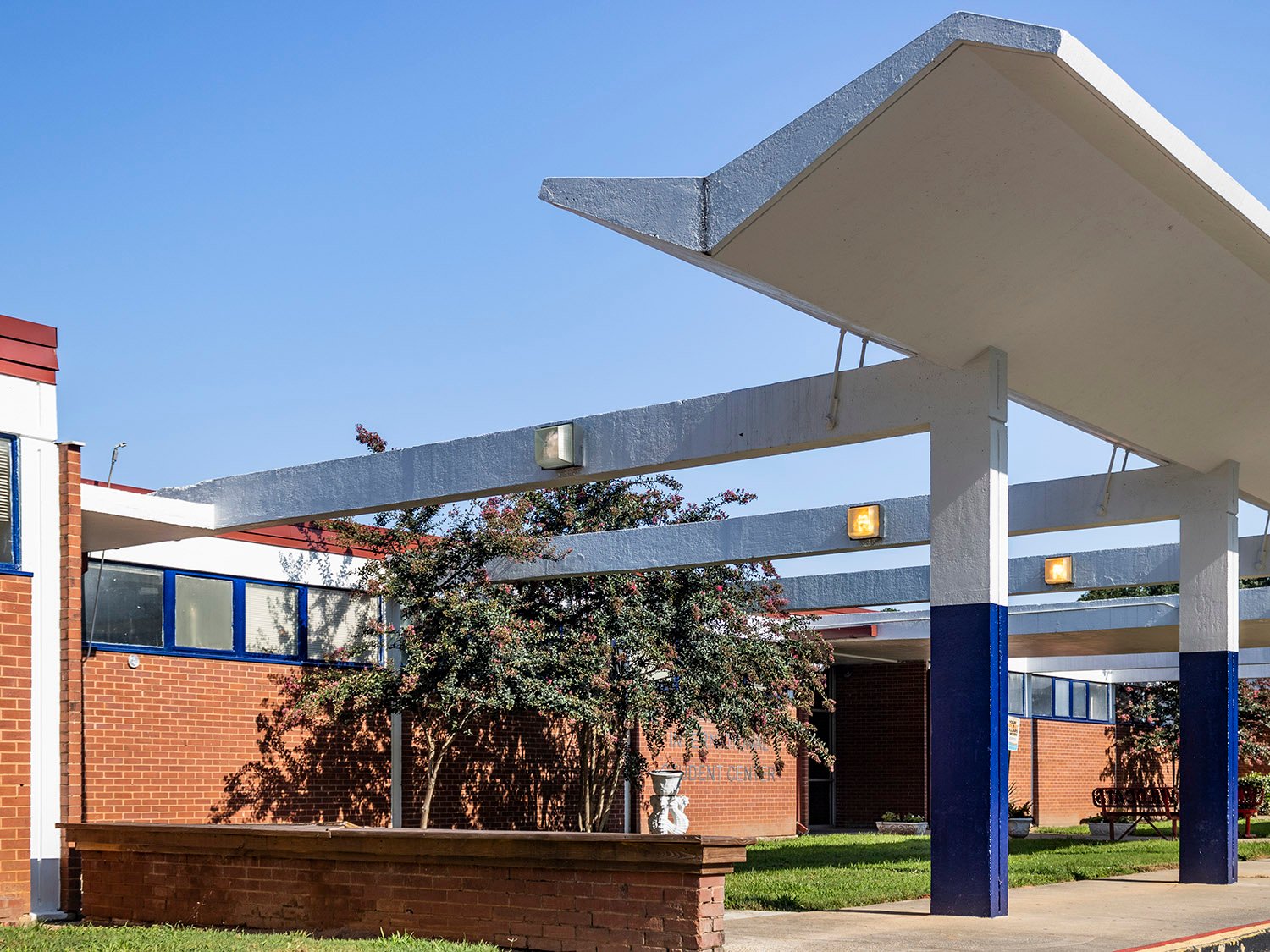 Looking at the entrance of Midway Elementary School, Decatur, Georgia