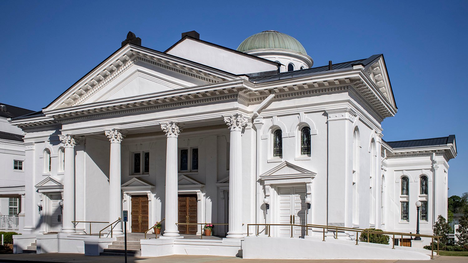 Southeast facade of First Methodist Church