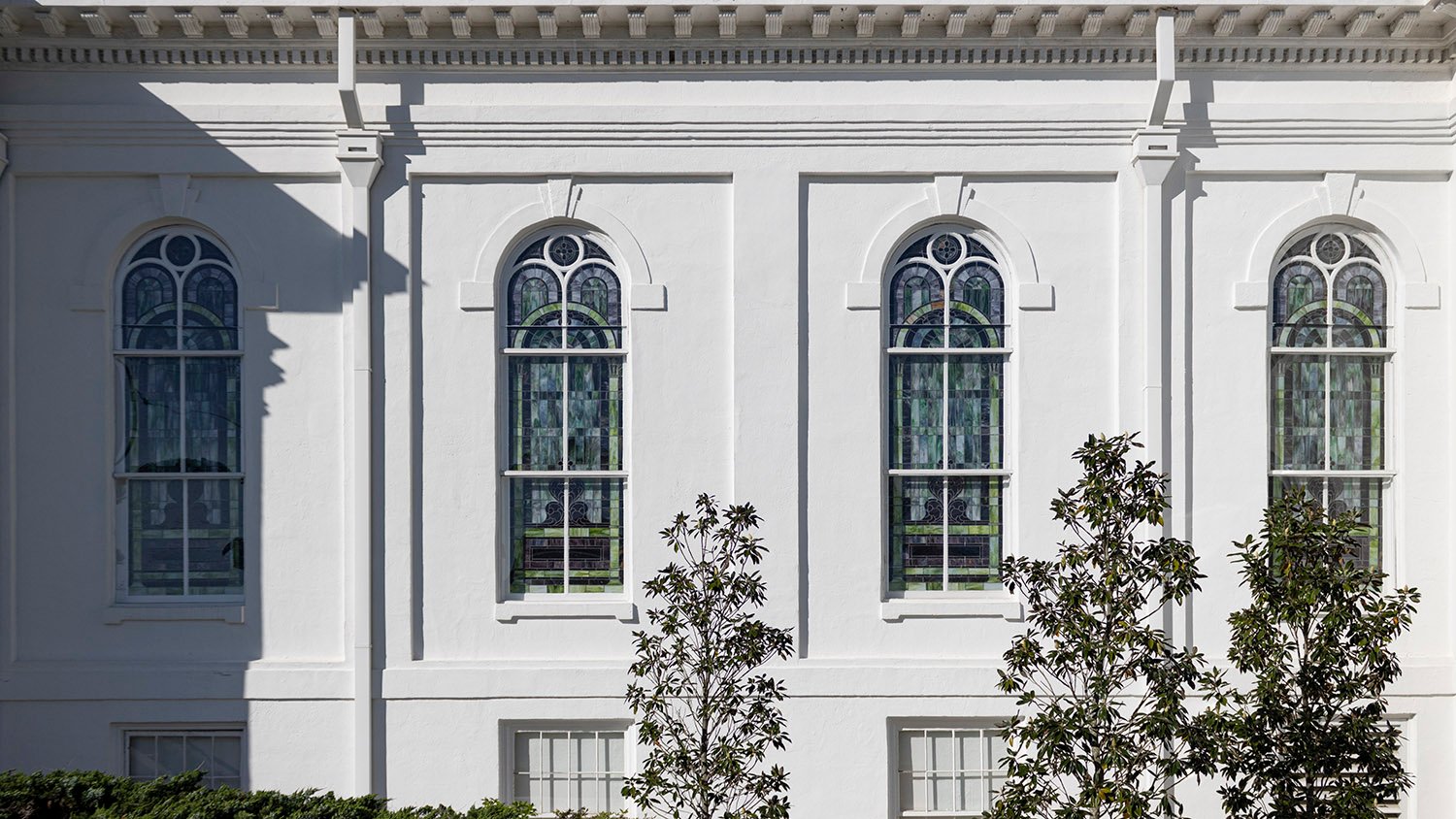 Sanctuary windows on the northeast elevation of First Methodist Church, Opelika, Alabama