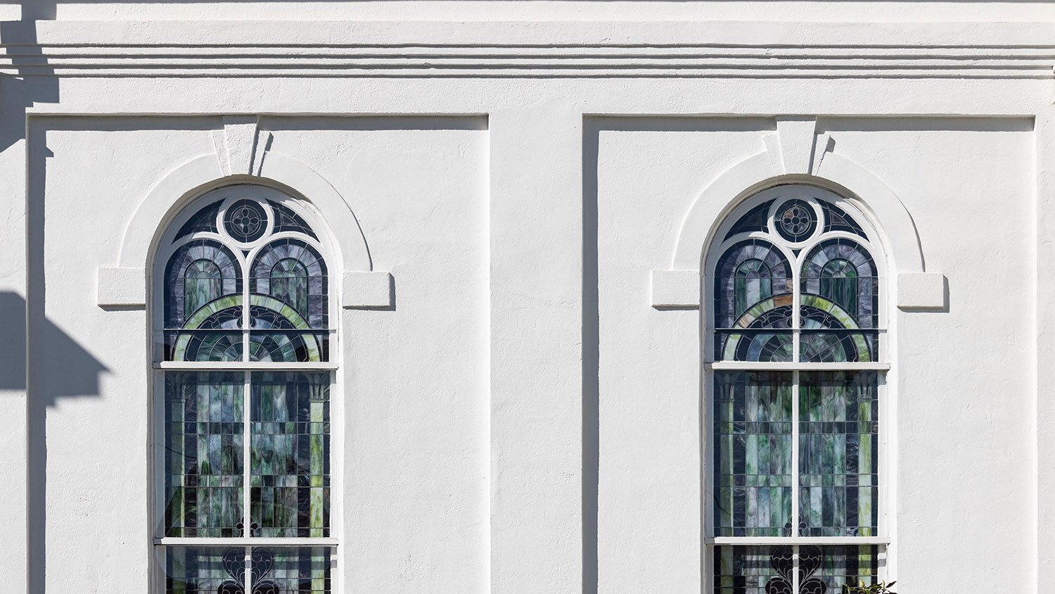 Sanctuary windows on the northeast elevation of First Methodist Church, Opelika, Alabama