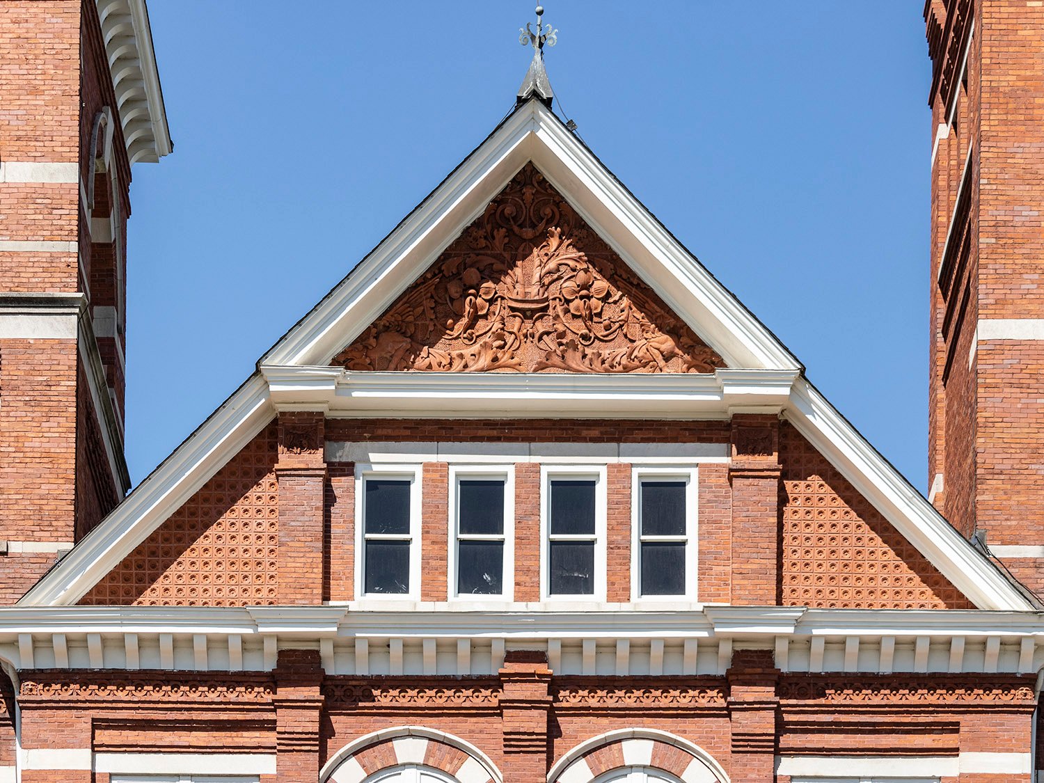 Gable on the facade of Samford Hall