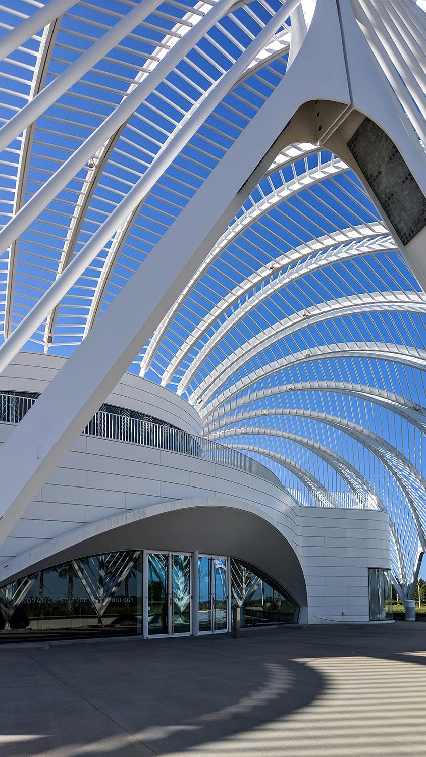 Entrance of Innovation, Science & Technology Building