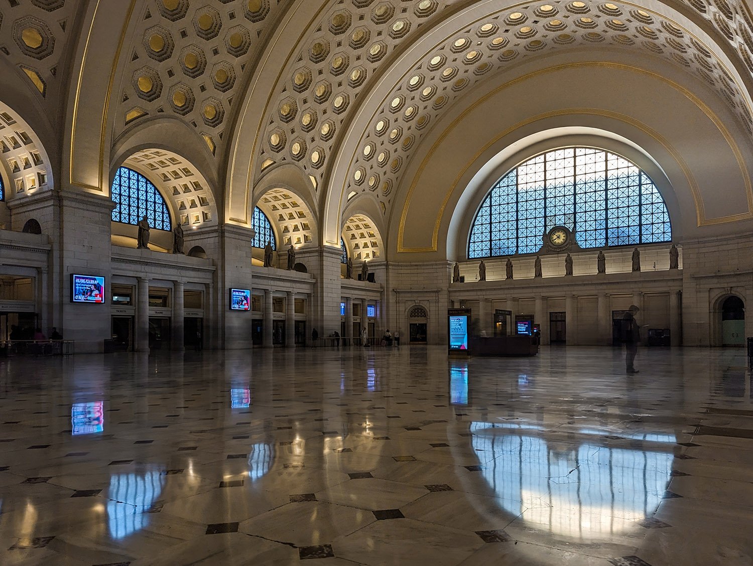 Original waiting room in Washington Union Station