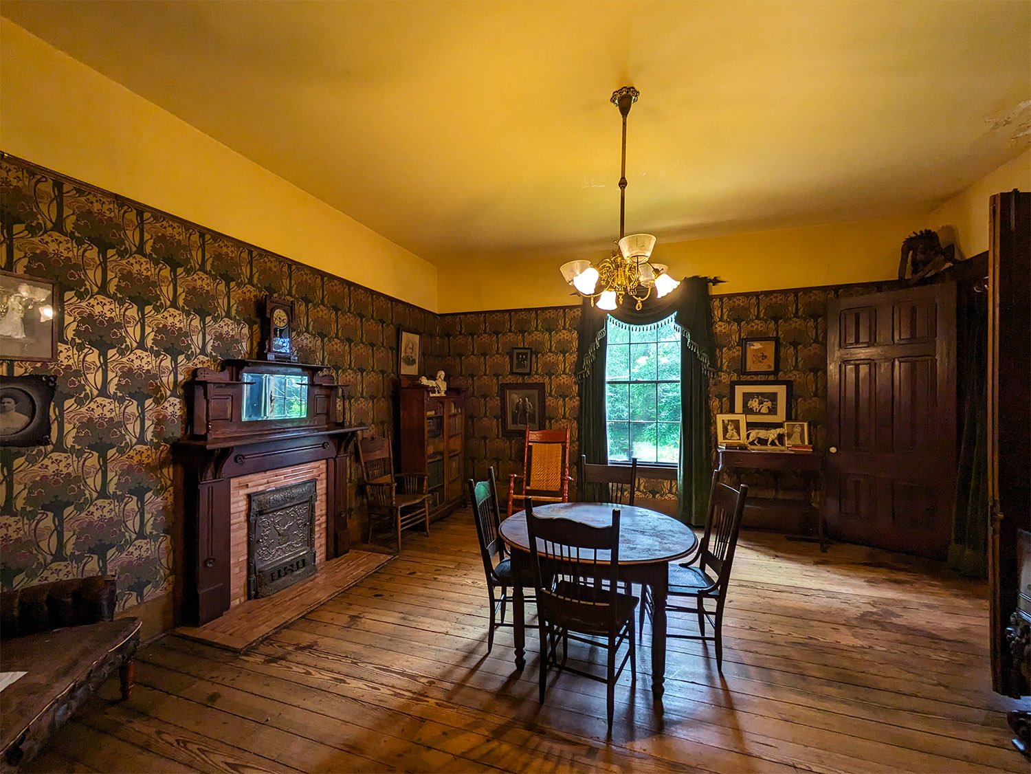 Library in The Wren's Nest, Atlanta