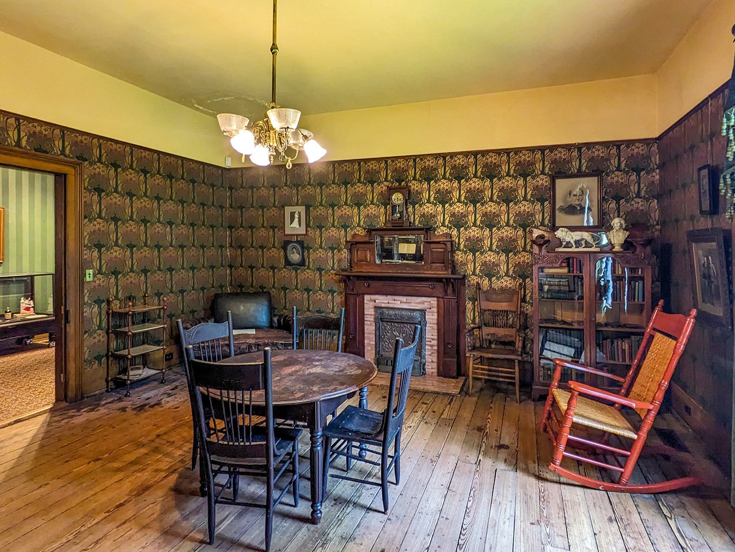 Music room in The Wren's Nest, Atlanta