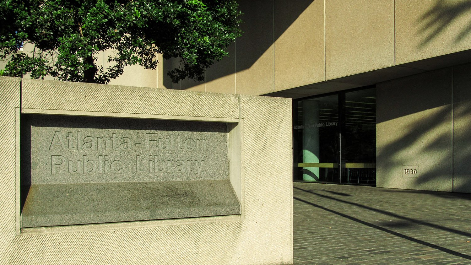 Original entrance plaza of the Atlanta Central Library (demolished)