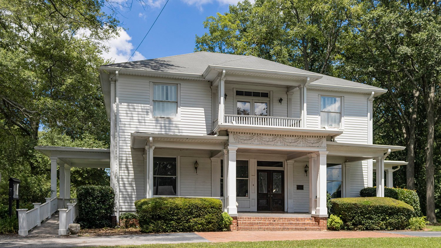 C. Walter Smith. W.T. Roberts Residence (1901). Douglasville, Georgia.
