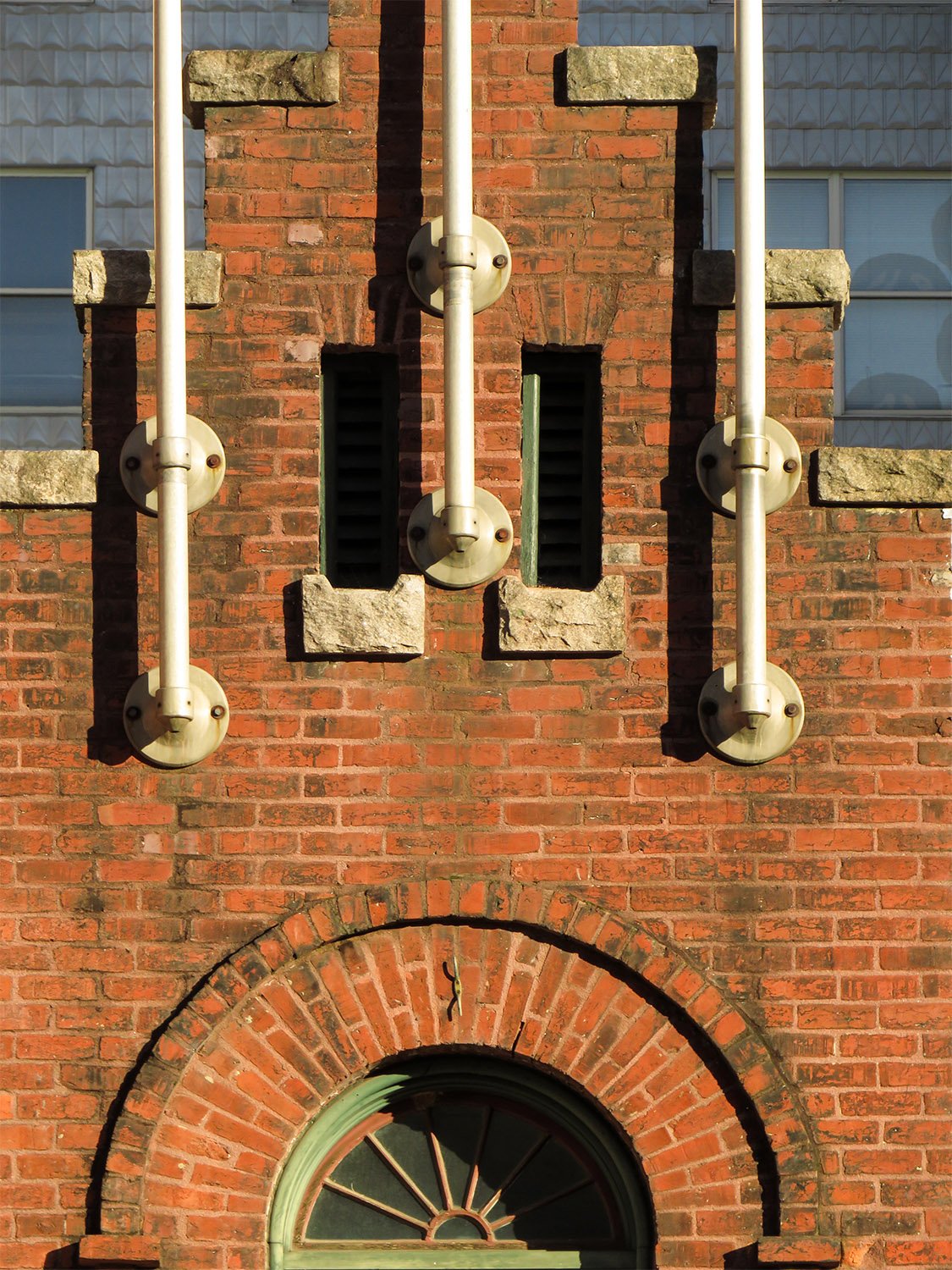 Stepped gable on the west elevation of 125 Edgewood Avenue