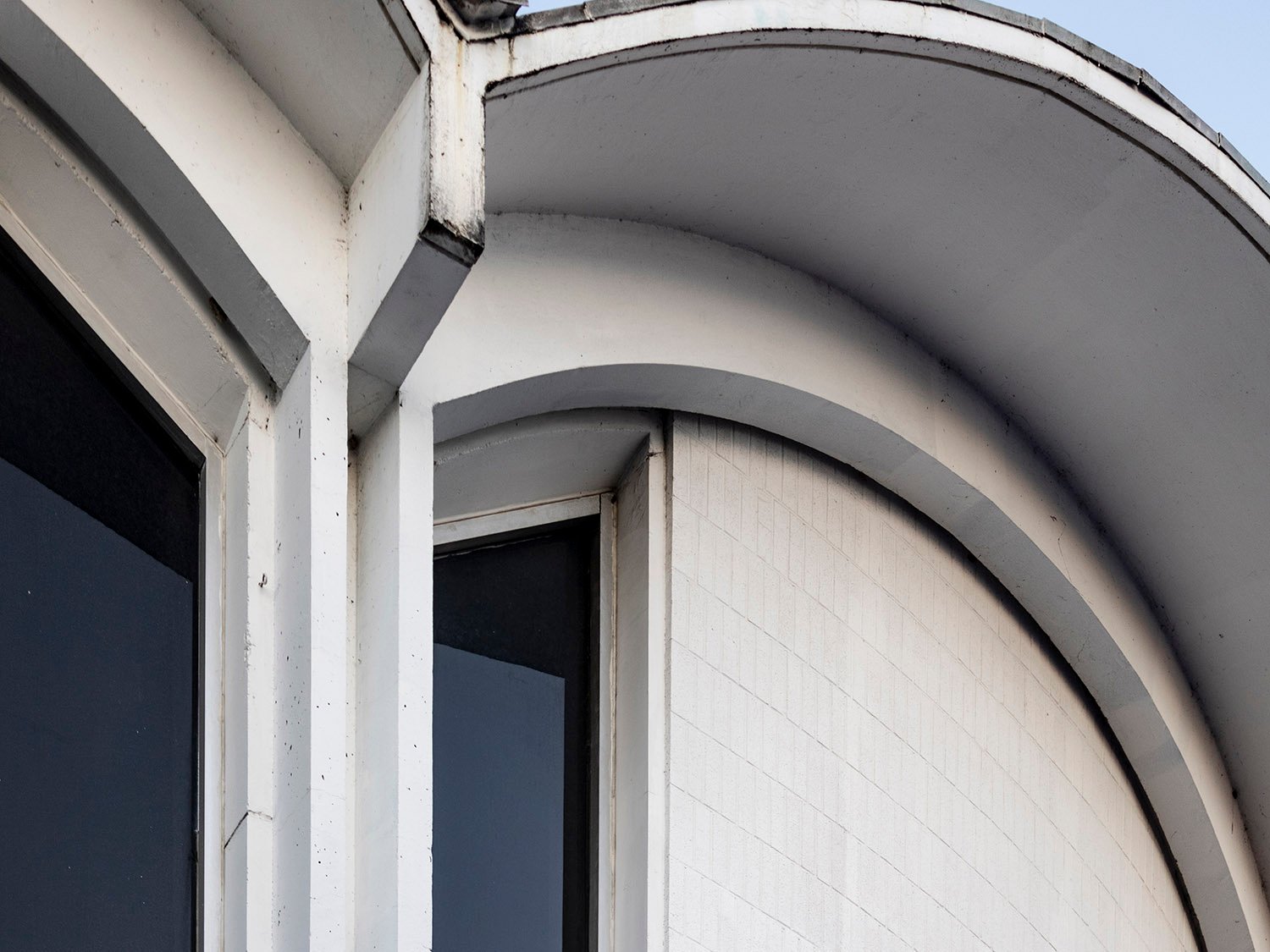 Awning and windows on the Trust Company of Georgia Northeast Freeway Office, Atlanta