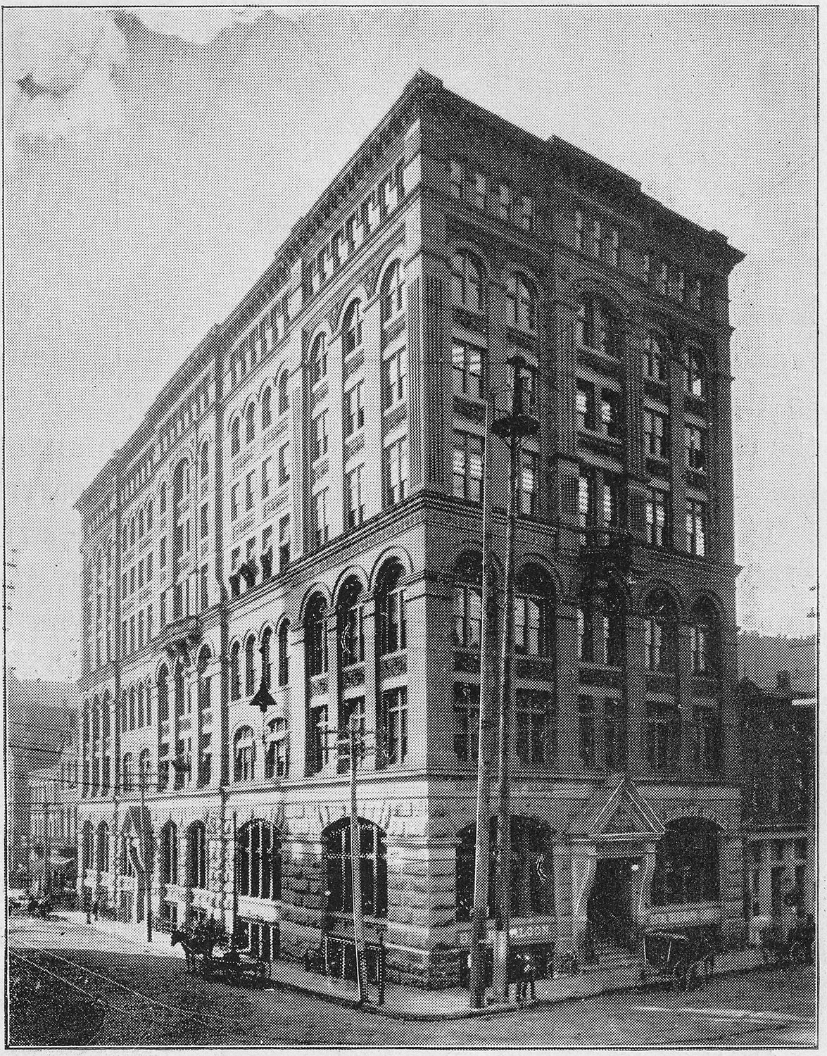 "Temple Court", Gate City National Bank, after 1895 expansion.