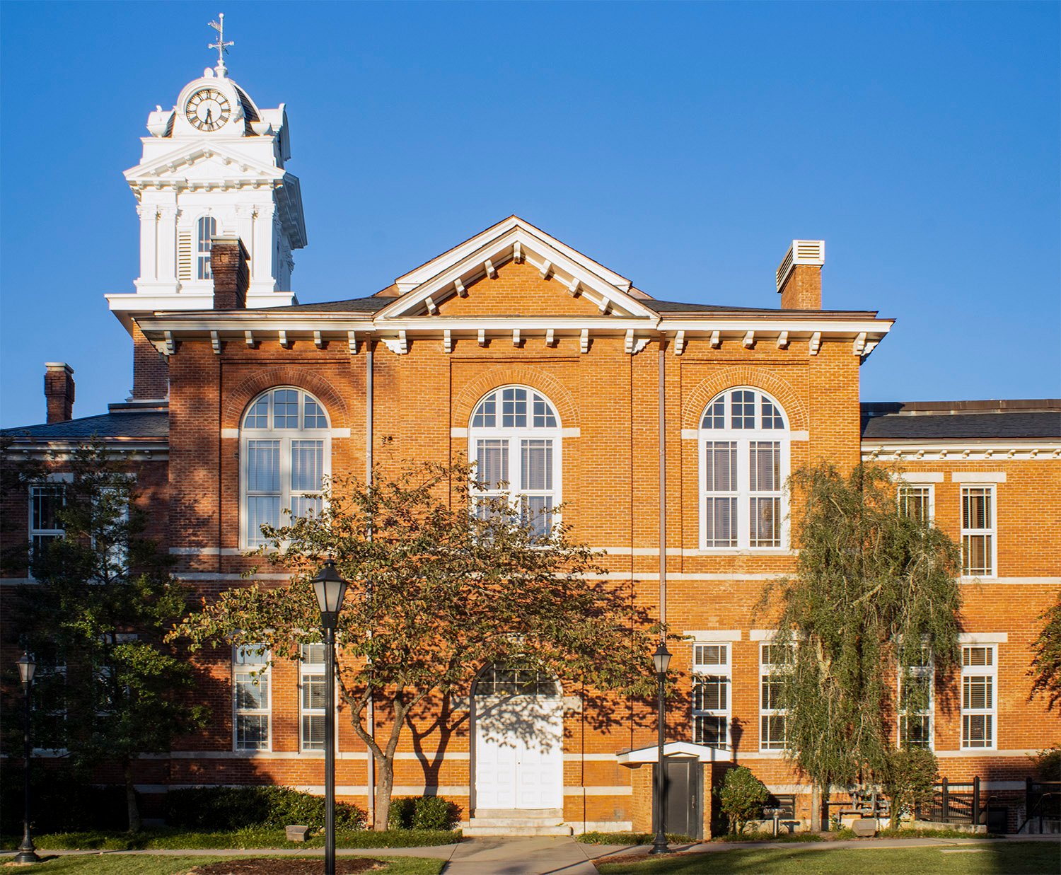 East elevation of the Gwinnett County Courthouse, Lawrenceville, Georgia