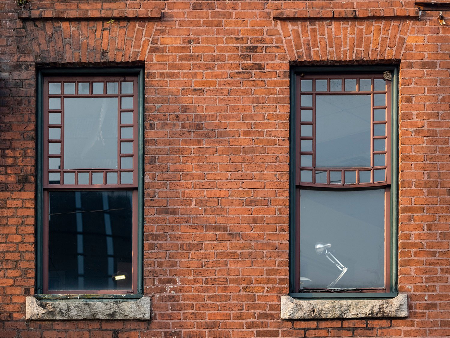 Second-story windows on the north elevation of 125 Edgewood Avenue
