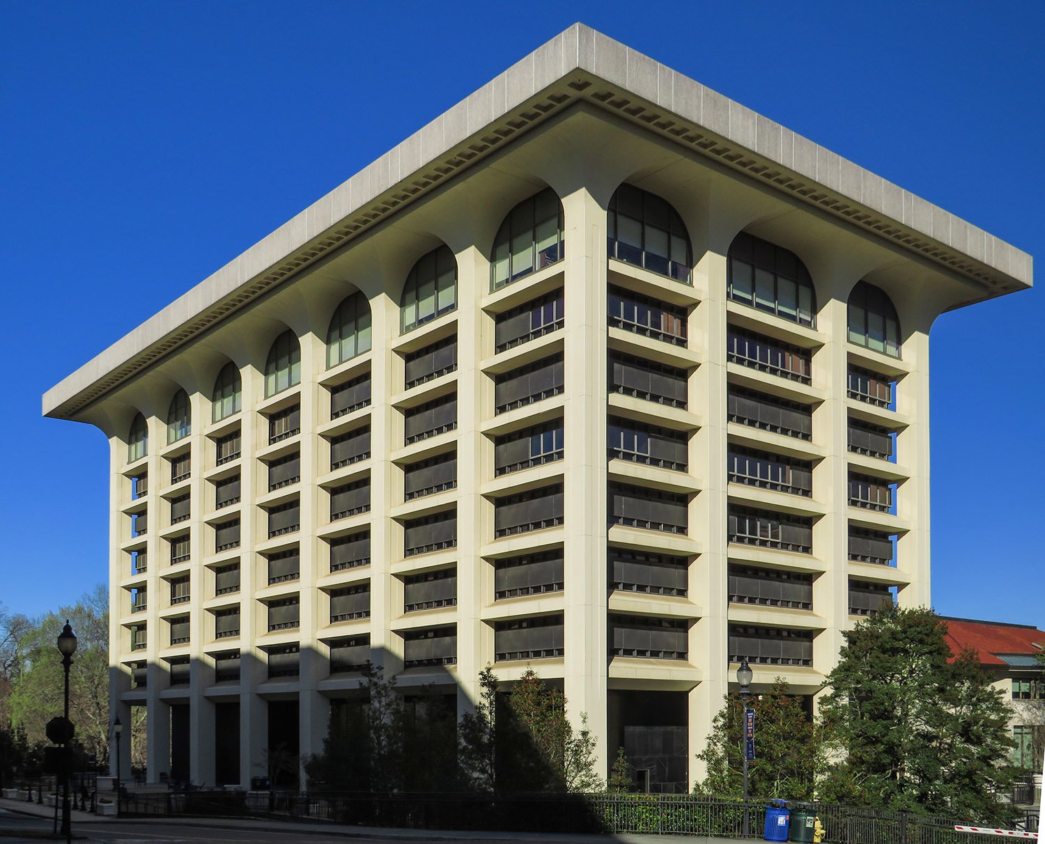 Warner Burns Toan Lunde. Robert W. Woodruff Library for Advanced Studies (1969). Emory University, Atlanta.