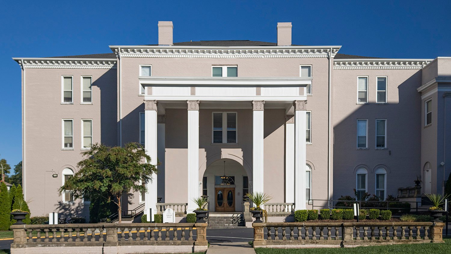 W.W. Goodrich.Yonah Hall (1893). Brenau University, Gainesville, Georgia.