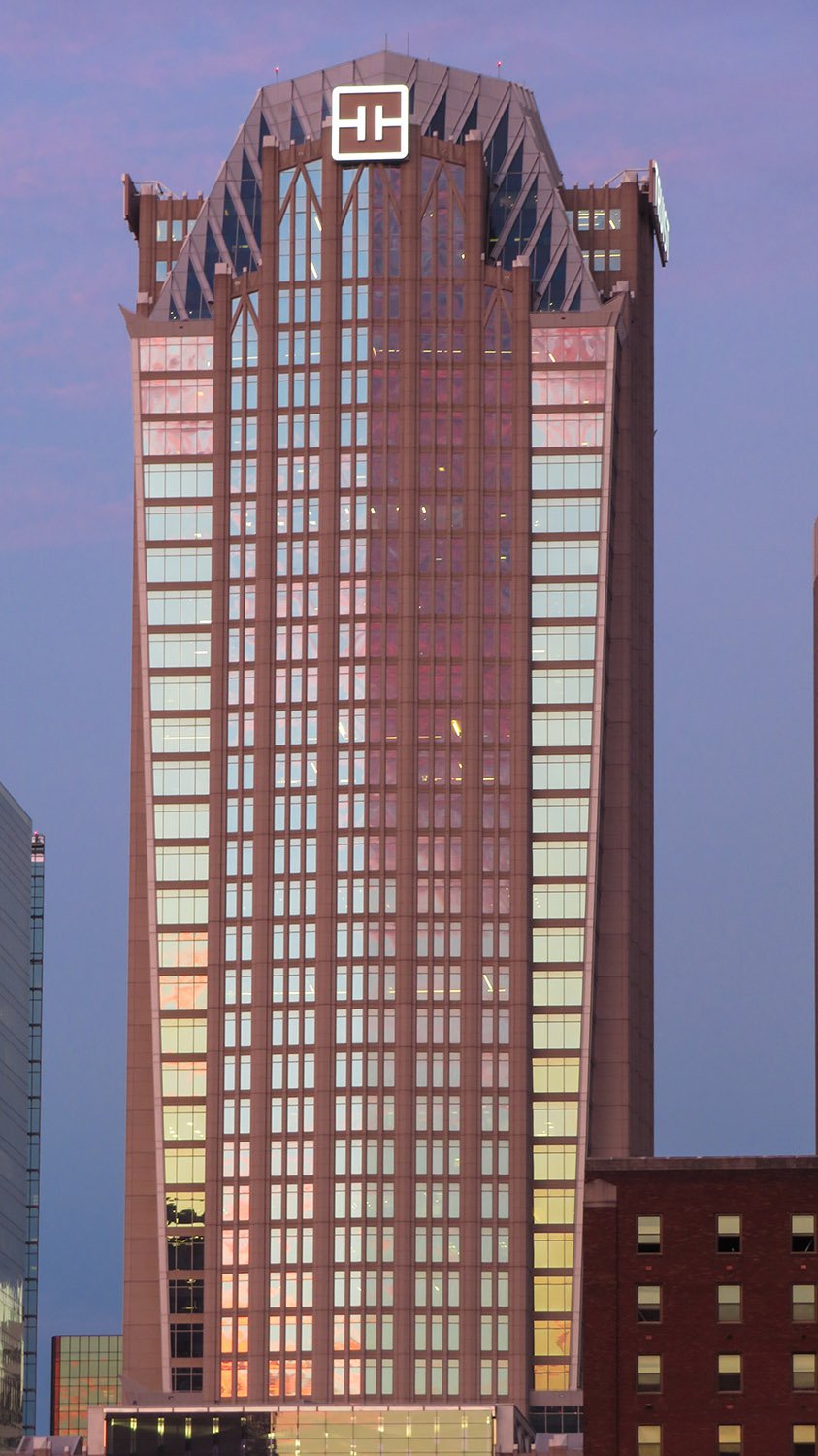 Smallwood, Reynolds, Stewart, Stewart & Associates.Hearst Tower (2002). Charlotte, North Carolina. ￼