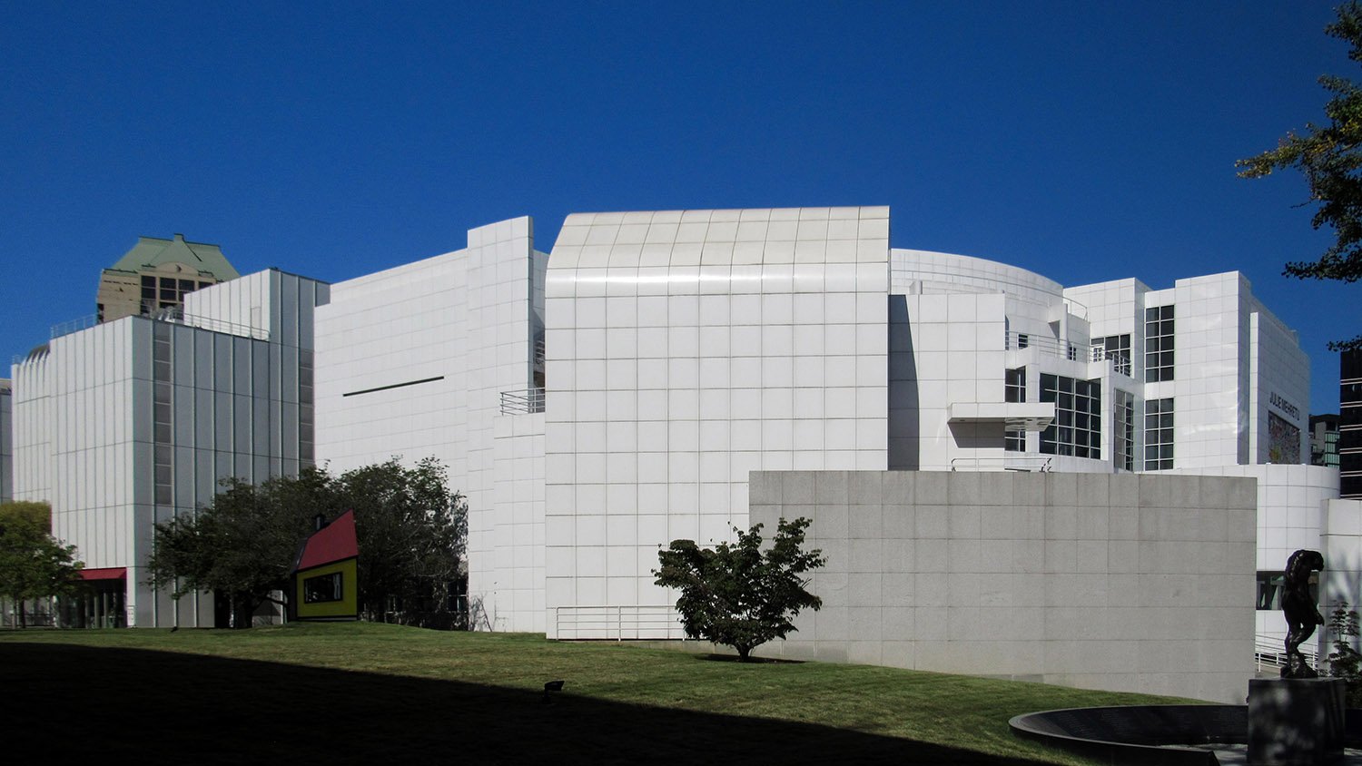 Looking at the High Museum of Art from the southeast
