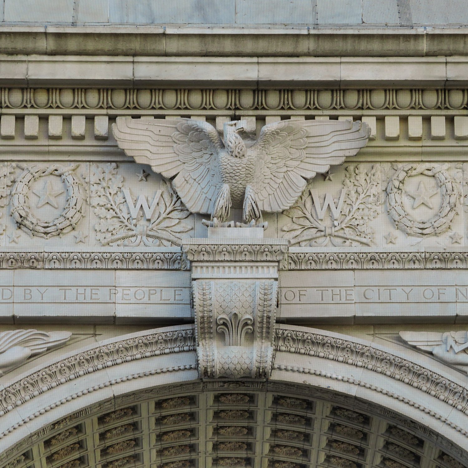 Philip Martiny. Keystone eagle on the Washington Square Arch, New York.