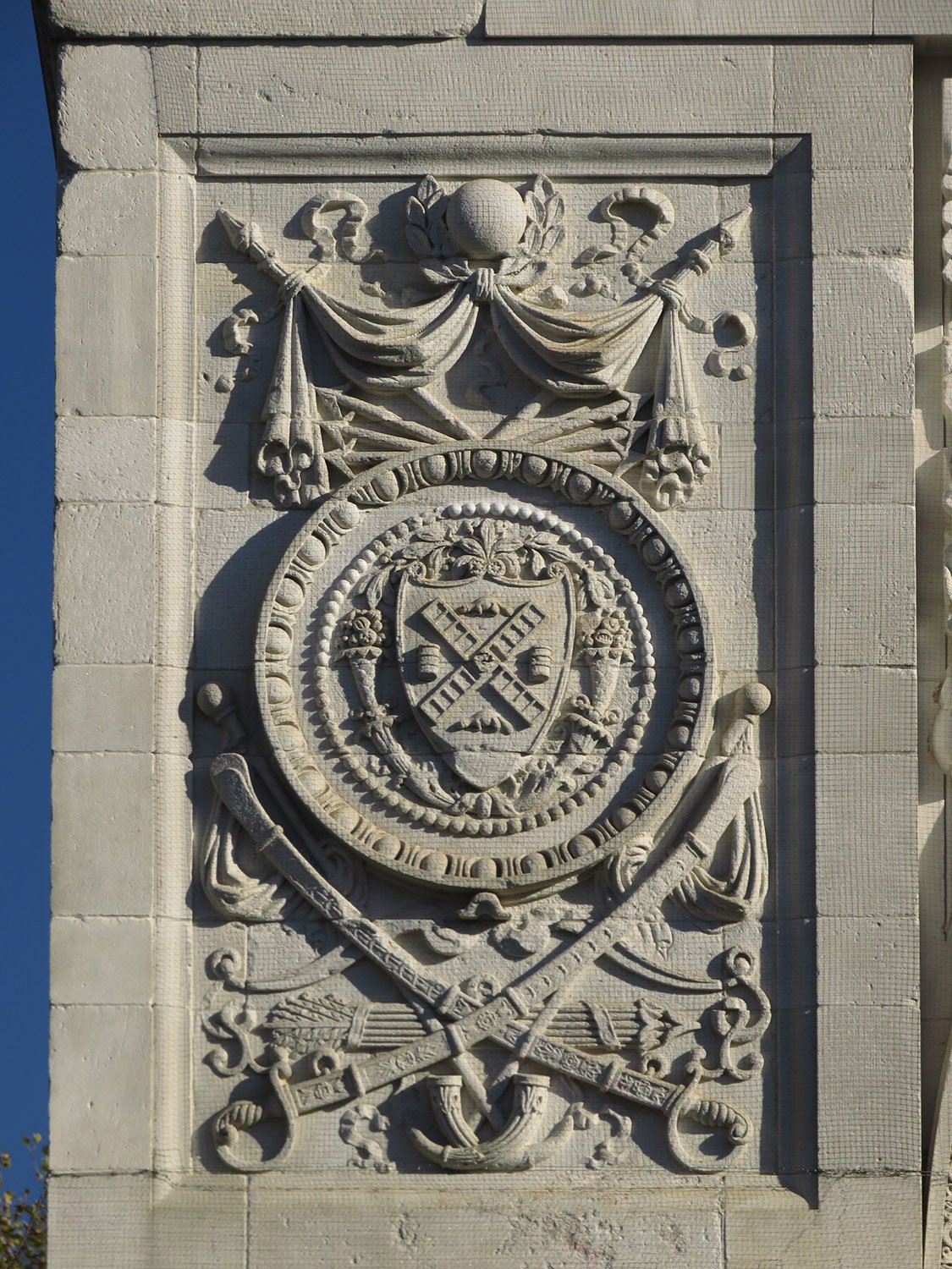 Frederick A. MacMonnies. Trophy panel on the south facade of the Washington Square Arch, New York