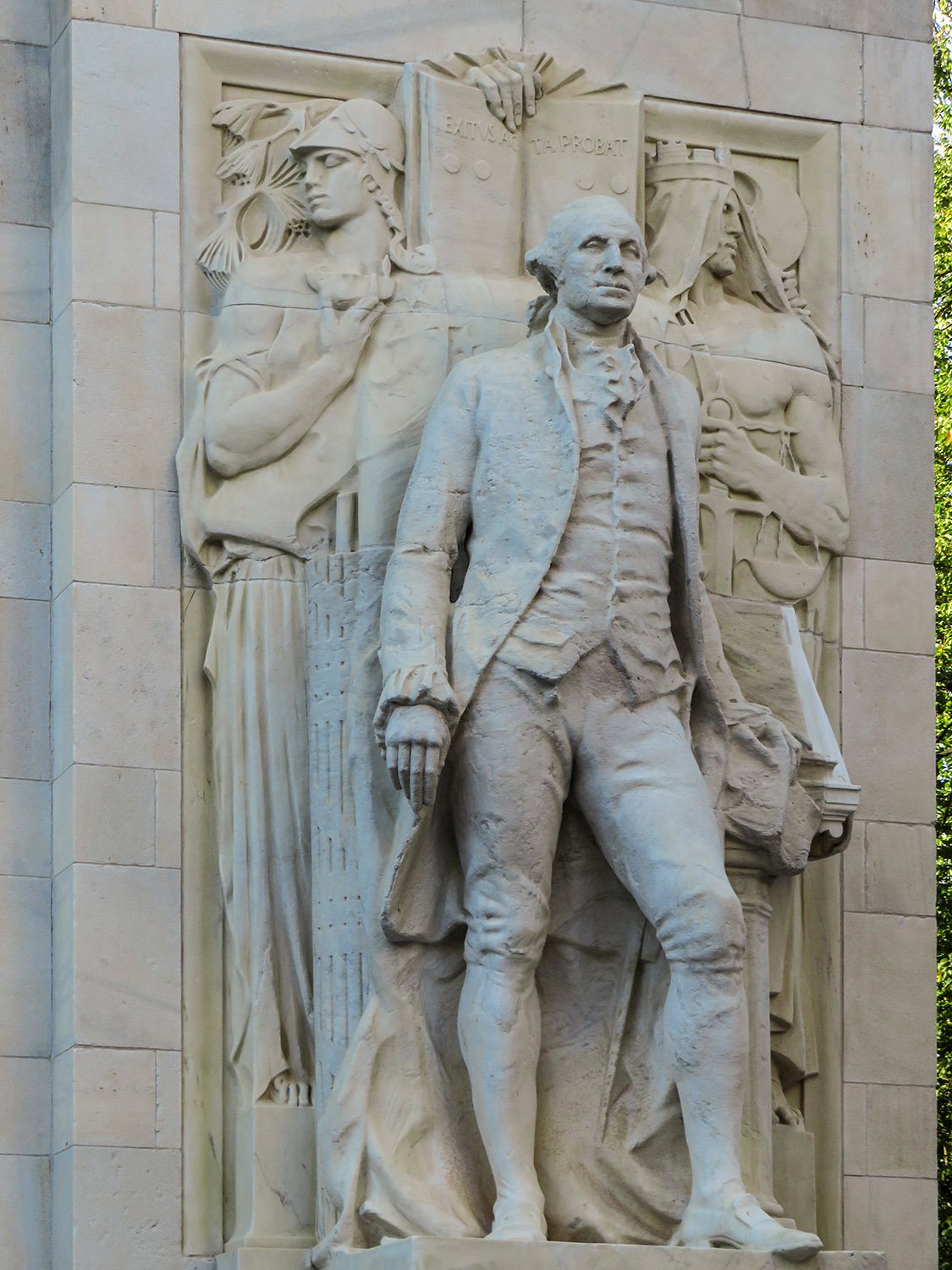 A. Stirling Calder. George Washington as President (1918). North facade of the Washington Square Arch, New York.