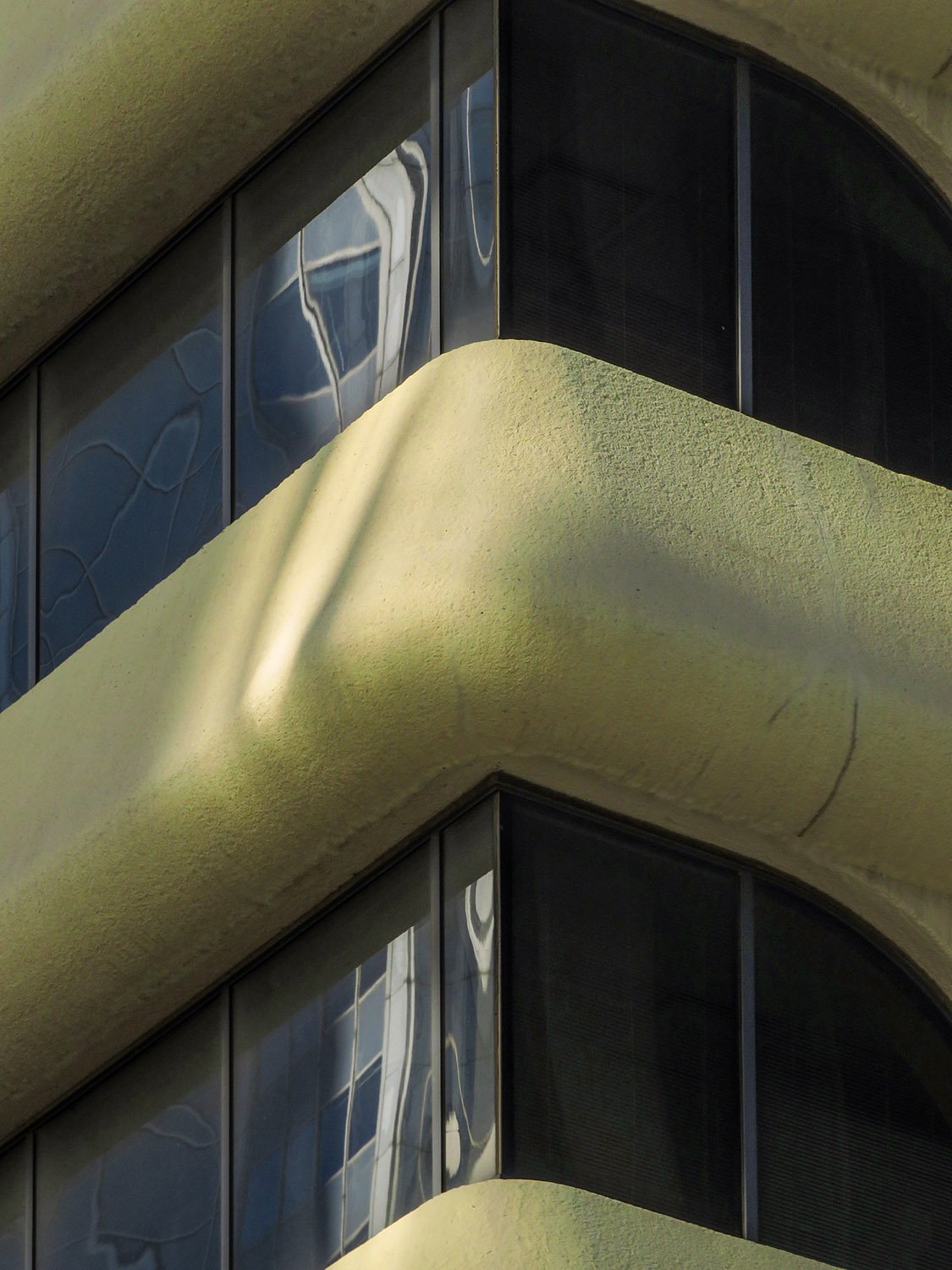 Windows and post-tensioned concrete on the First Federal Savings and Loan Building, Atlanta