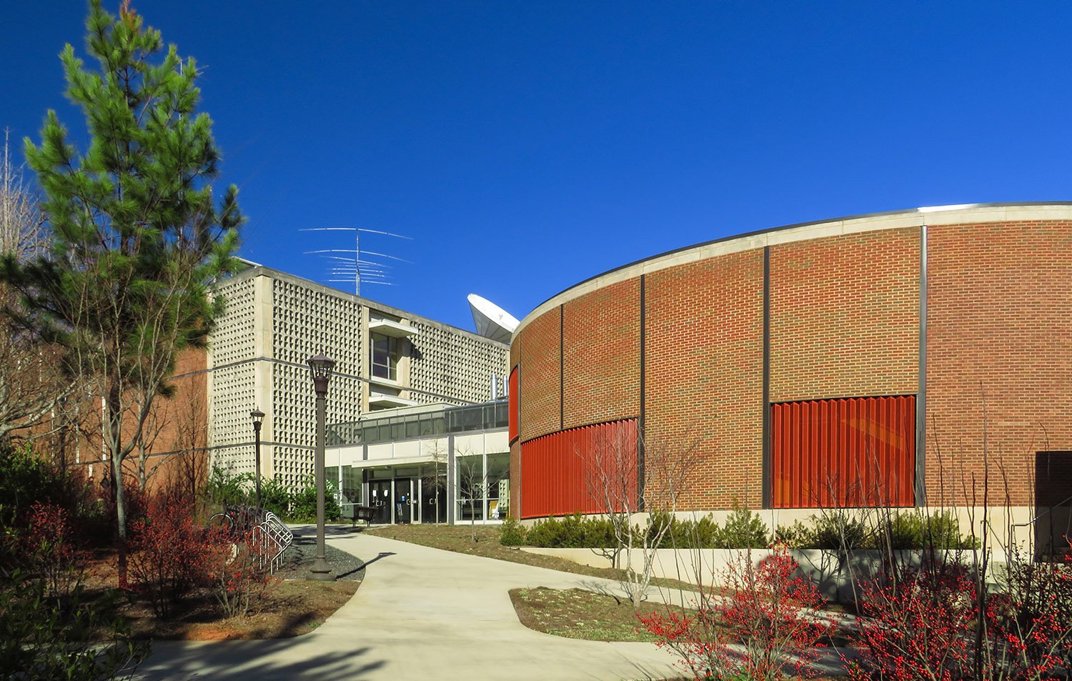 Approaching the Van Leer Building from the southwest