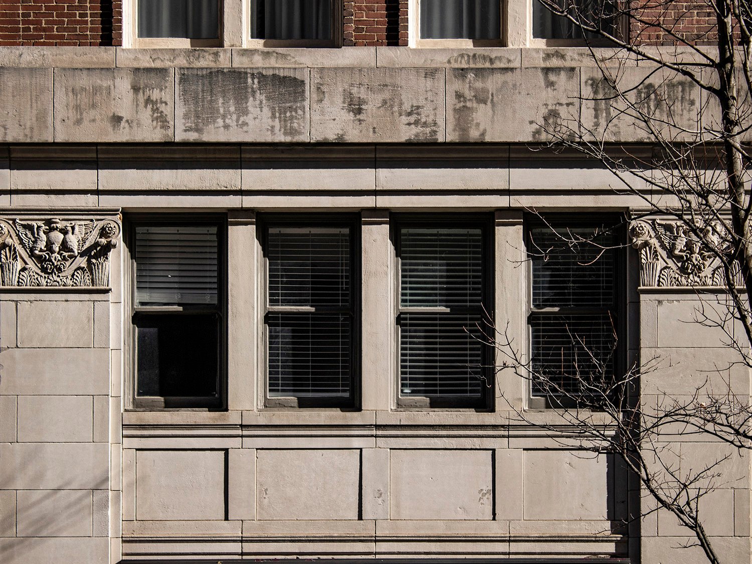 Second-floor windows on the facade of the Wynne-Claughton Building, Atlanta
