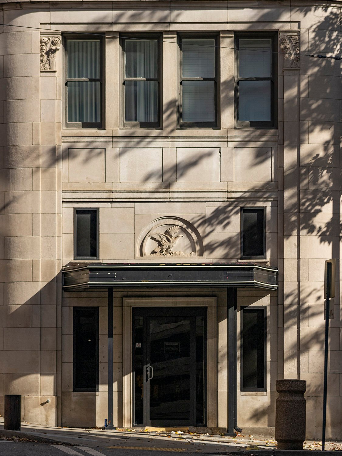 West entrance of the Wynne-Claughton Building, Atlanta