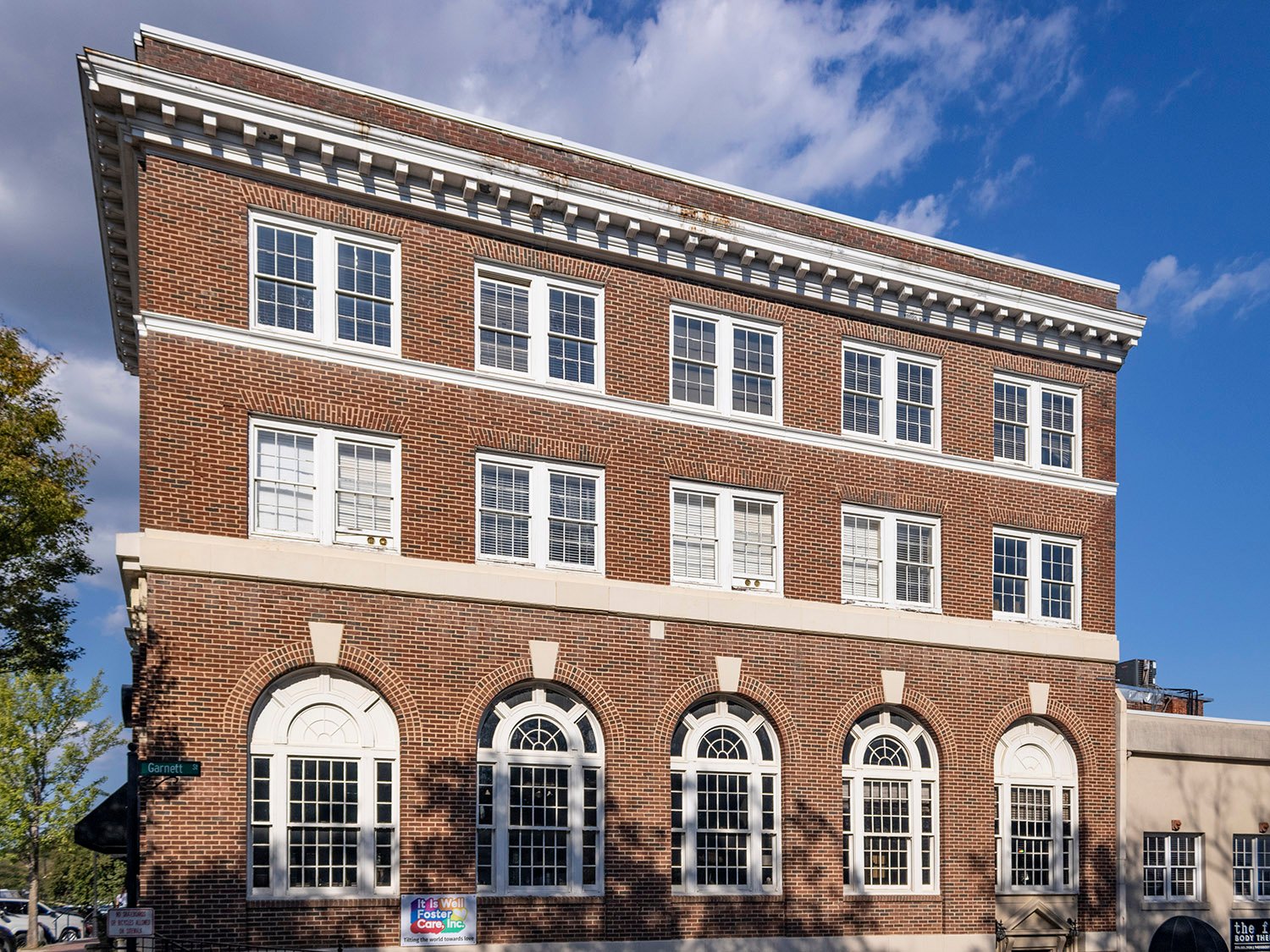 Southwest elevation of the Bank of Buford