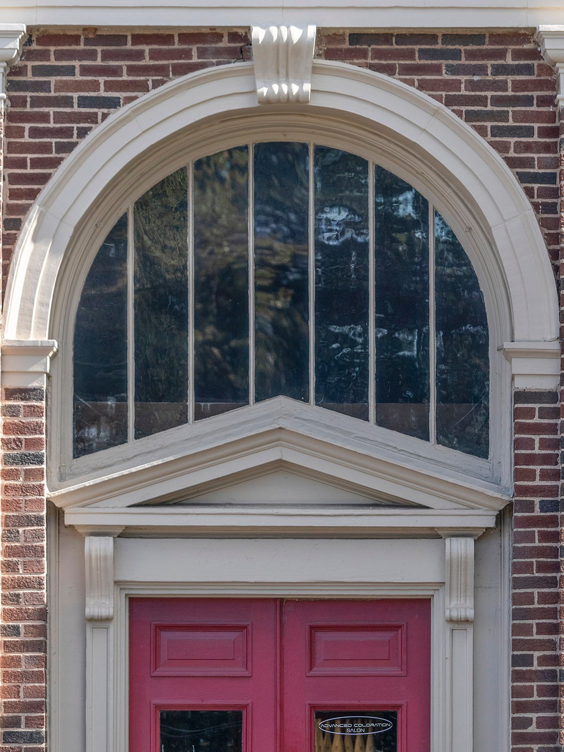 Main entrance of the Bank of Buford