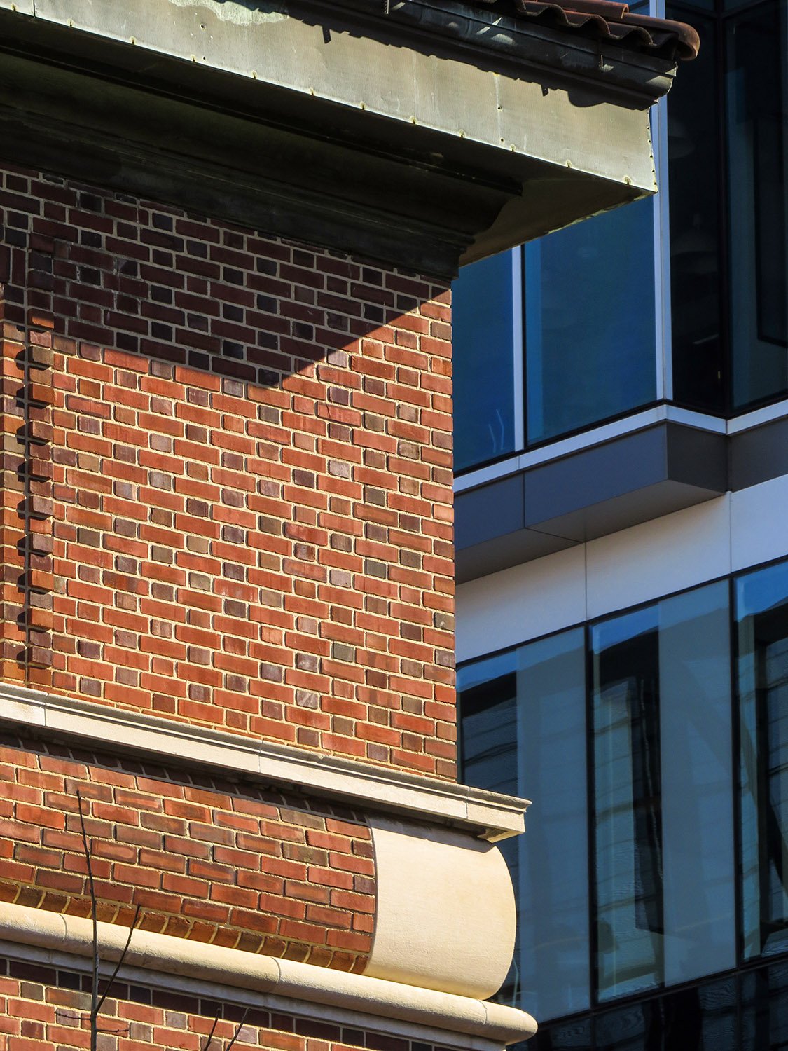Eaves and stringcourse on the third floor of the Crum & Forster Building, Atlanta 