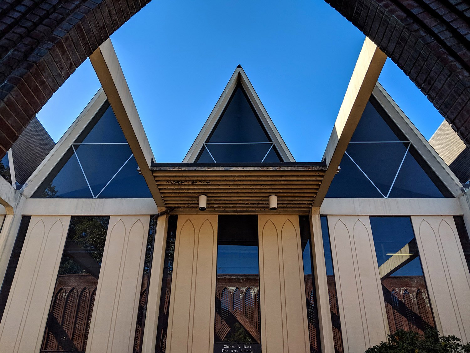 John Portman of Edwards & Portman. Dana Fine Arts Center (1966). Agnes Scott College, Decatur, Georgia.