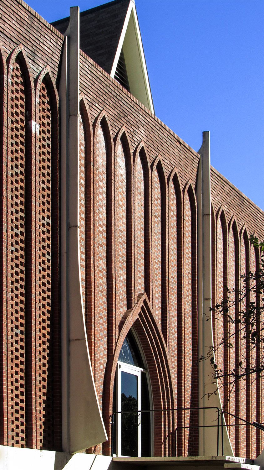 Entrance on the south facade of the Dana Fine Arts Center