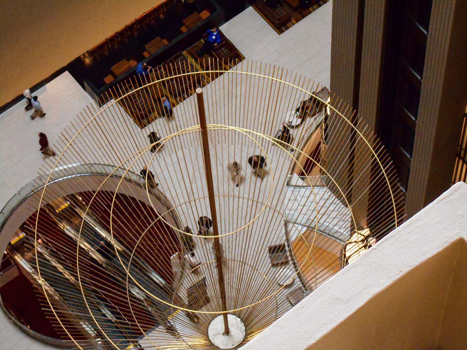 Looking down at the atrium of Hyatt Regency Atlanta (altered)