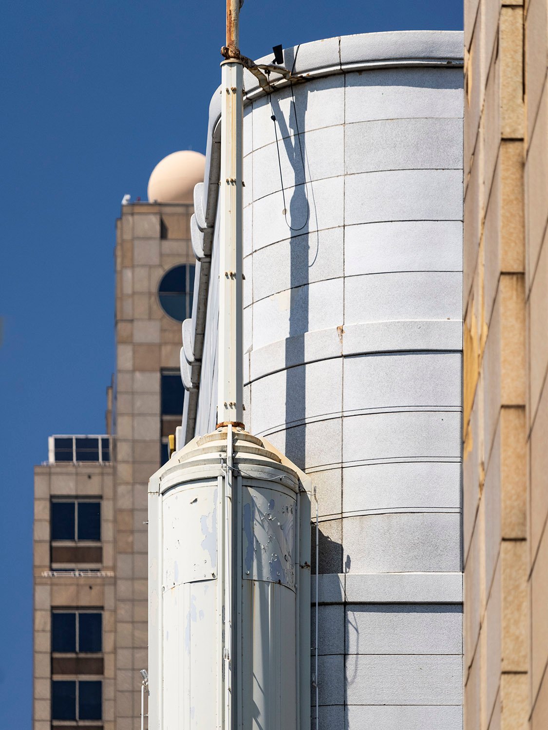 Flagmast on the southwest corner of S.H. Kress & Co., Birmingham, Alabama
