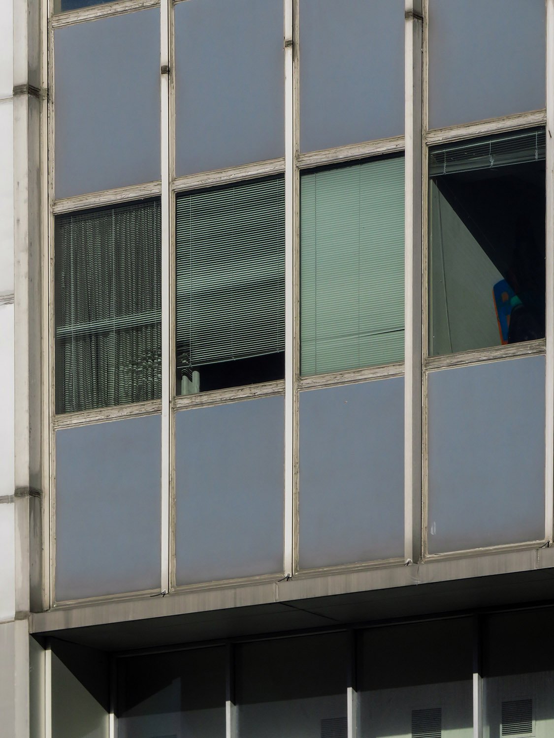 Windows on The Bank of Georgia (34 Peachtree)