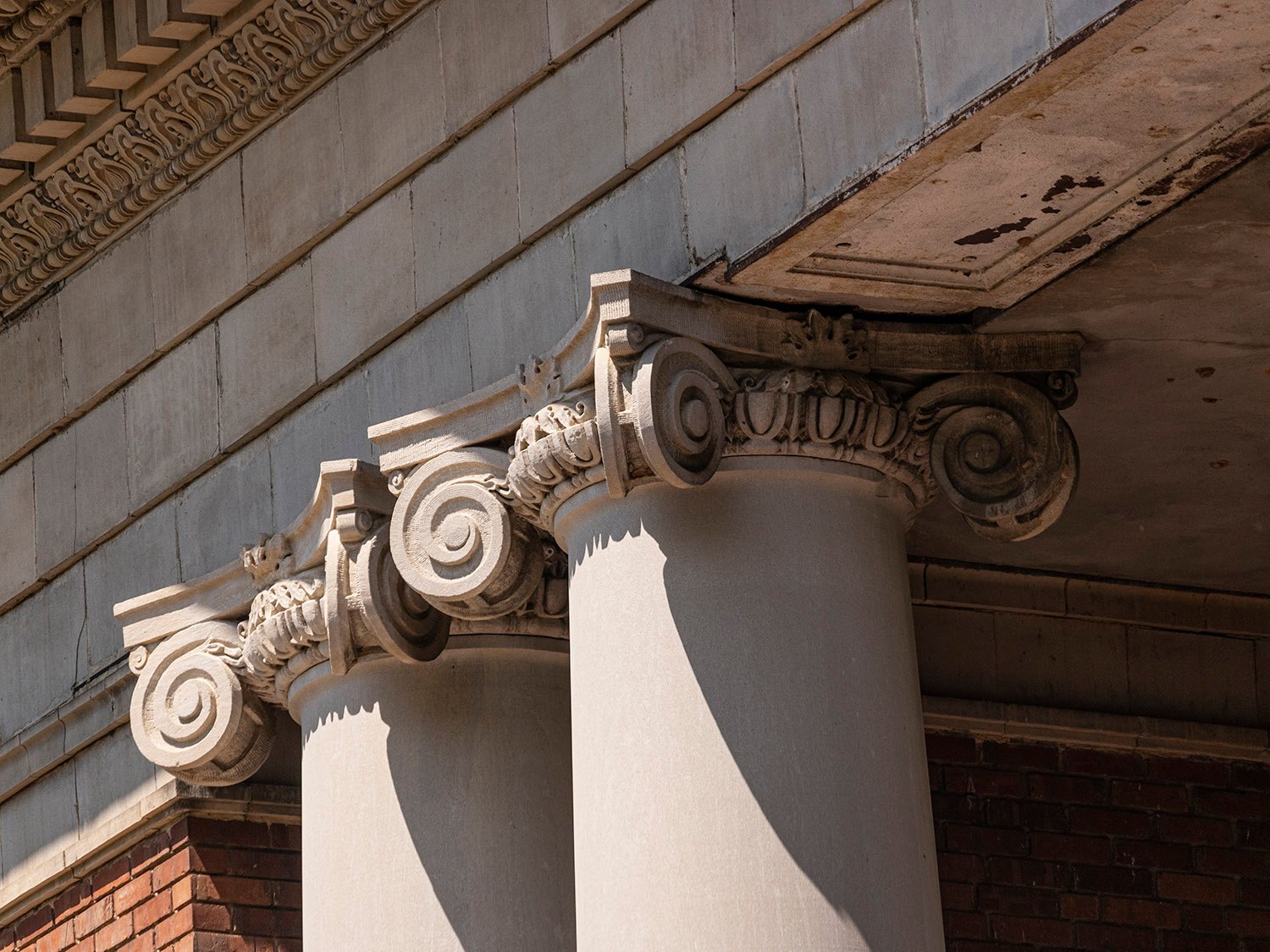 Scamozzi capitals on the Abbeville County Courthouse, Abbeville, South Carolina