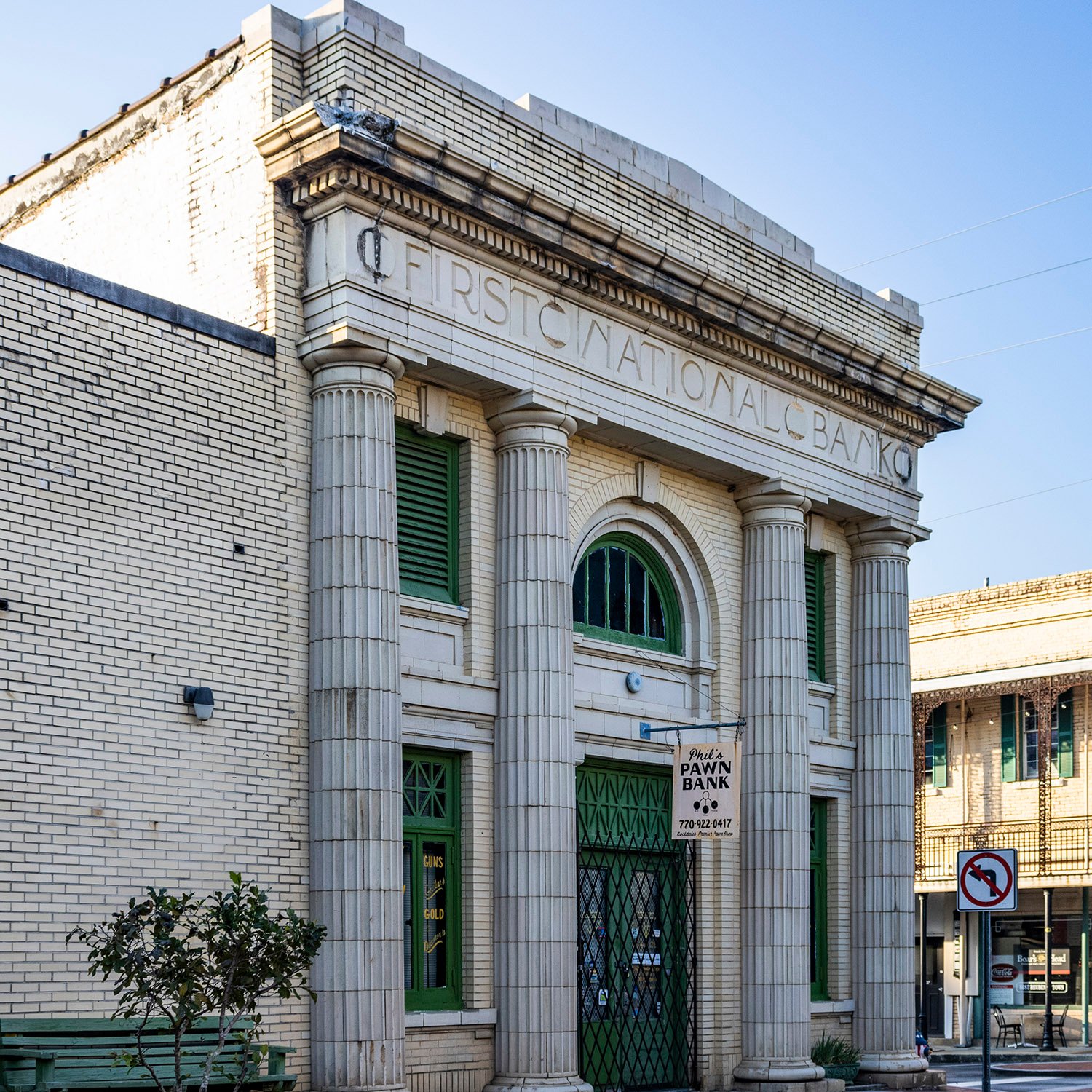 Facade of First National Bank, Conyers, Georgia