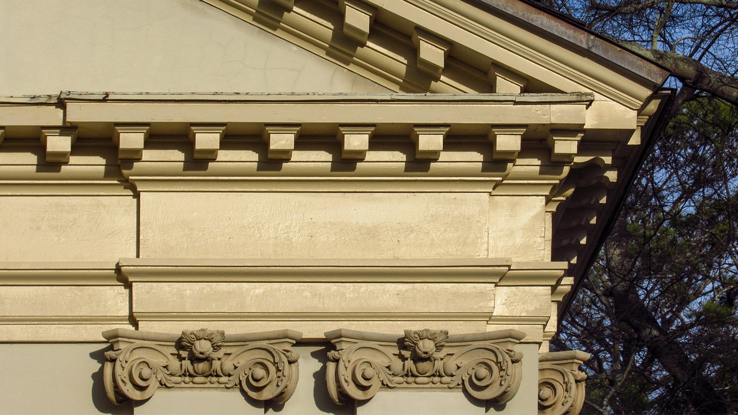 Cornice and Scamozzi pilaster capitals on Glenn Memorial Church, Atlanta