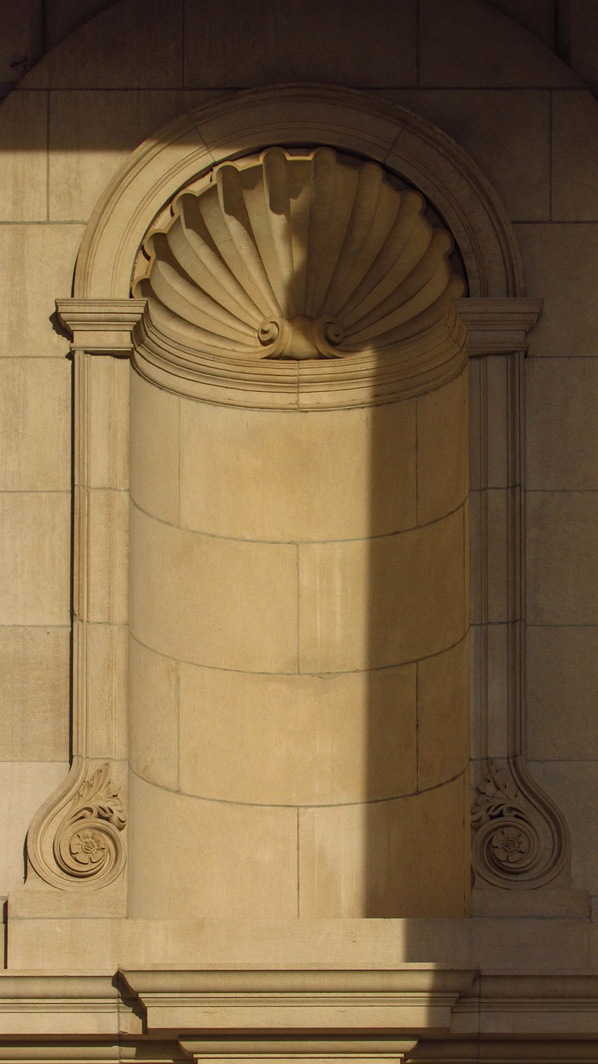 Niche on the entrance portico of Glenn Memorial Church, Atlanta