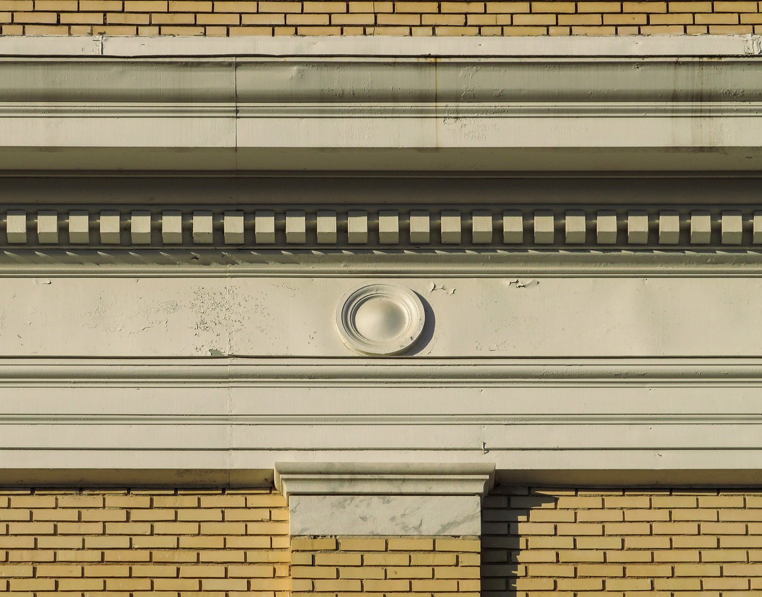 Cornice, frieze, and architrave on the east facade of the Capitol View Masonic Temple