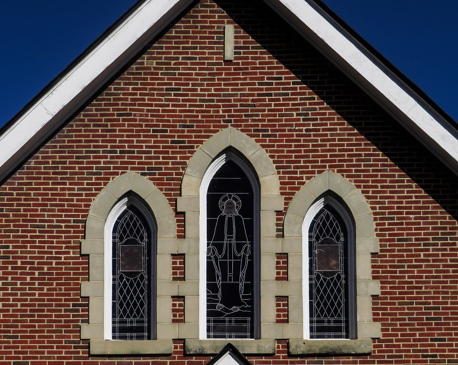 Clerestory windows on the facade of Oakhurst Presbyterian Church, Decatur, Georgia