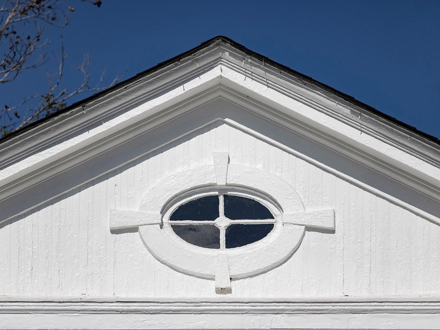 Oval attic window on the J.L. Pitts Residence, Barnesville, Georgia