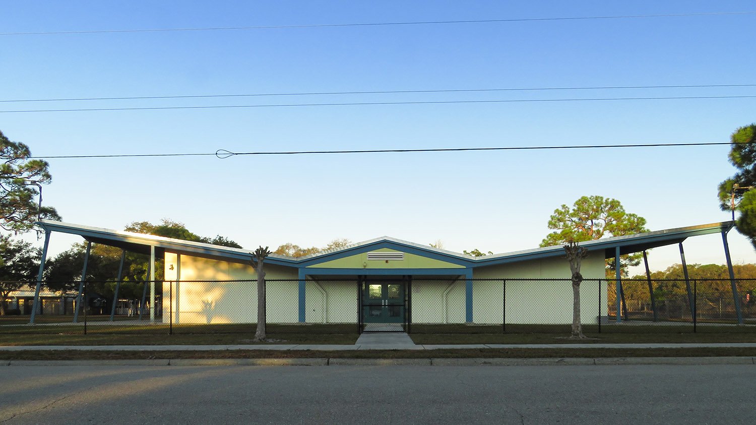 Victor A. Lundy. Alta Vista Elementary School Addition (1957). Sarasota, Florida.