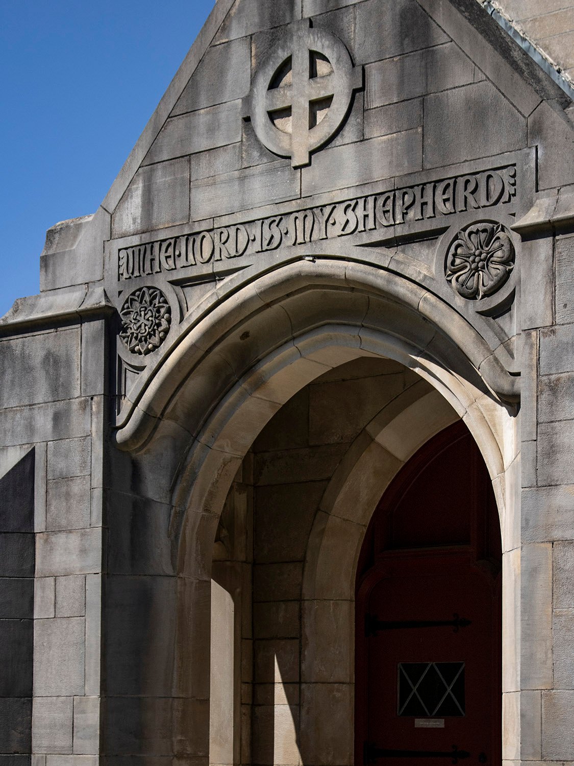 Porch on the east facade of Emory Presbyterian Church