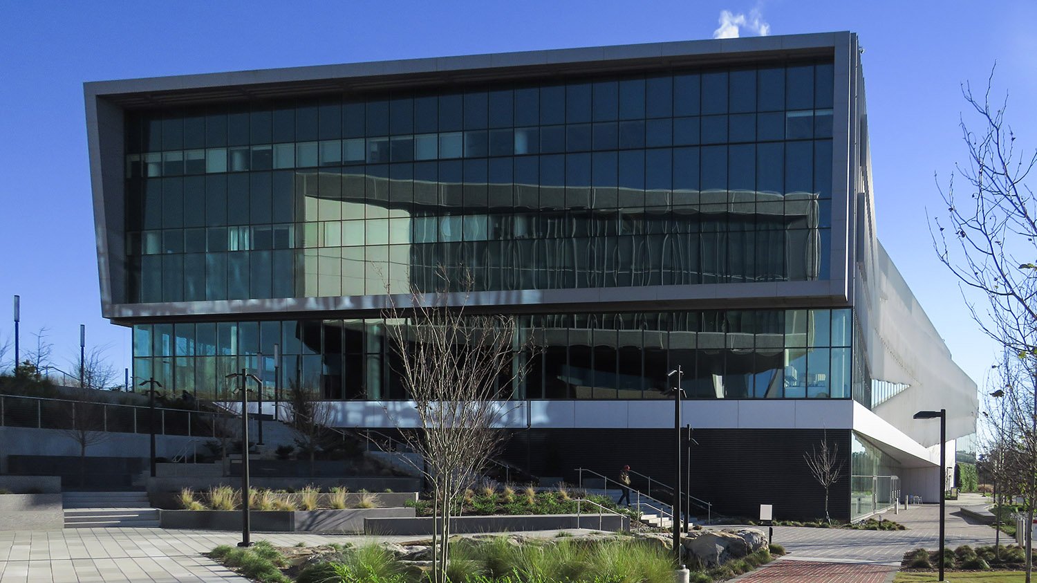 Snøhetta with Pearce Brinkley Cease & Lee. James B. Hunt, Jr. Library (2013). North Carolina State University. Raleigh, North Carolina.
