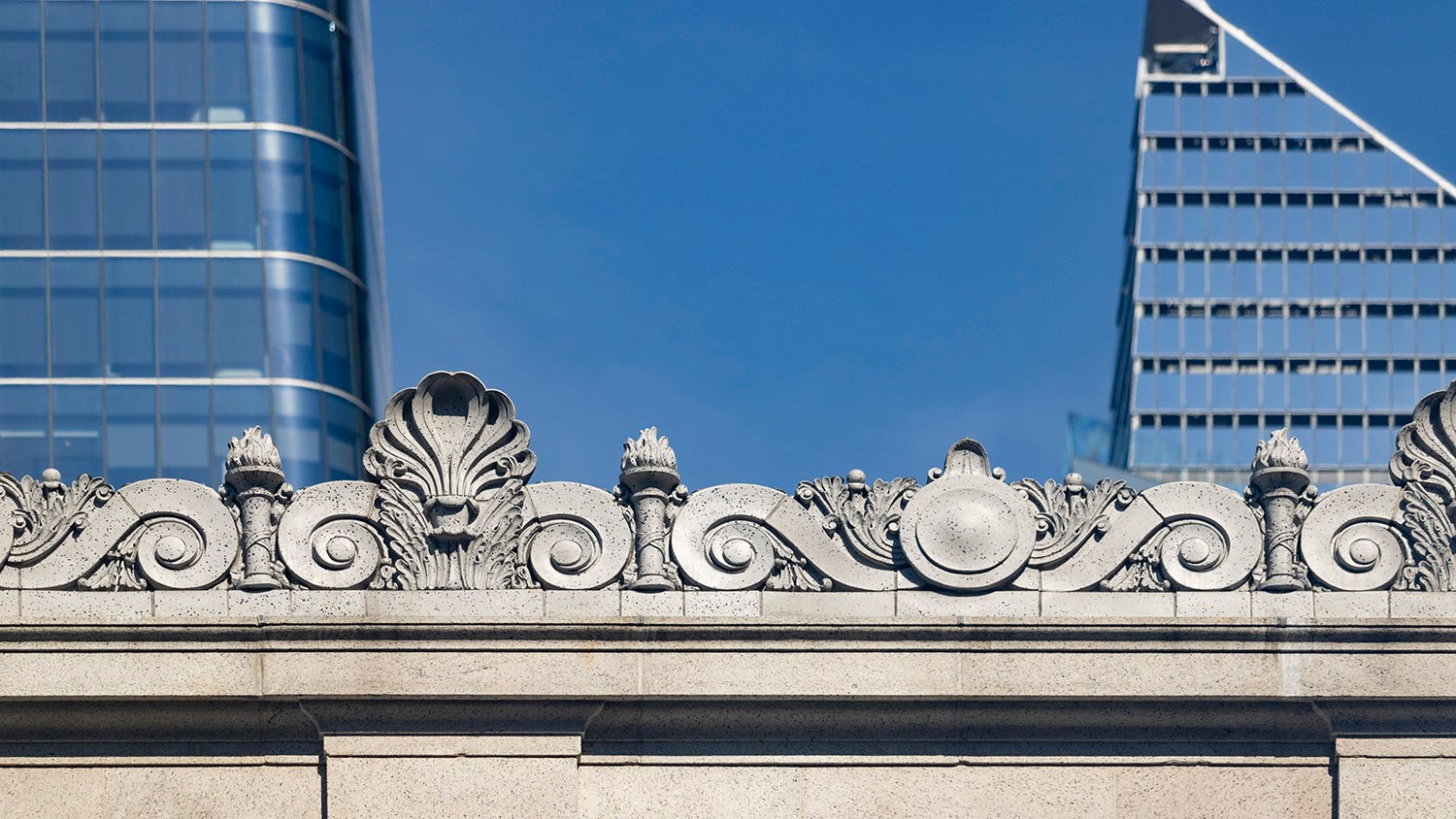 Ornamental crest on the United States Post Office, New York