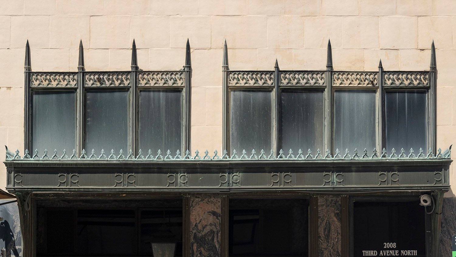 Canopy and entrance on the south elevation of the Watts Building, Birmingham, Alabama