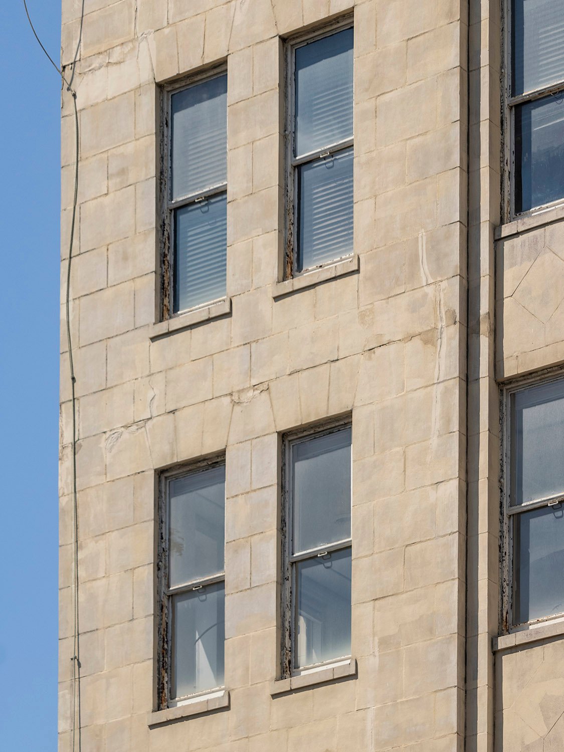Looking at the northwest corner of the Watts Building, Birmingham. Alabama